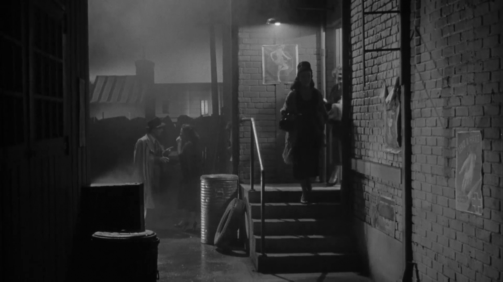 Dark City: The Lost World of Film Noir by Muller, Eddie